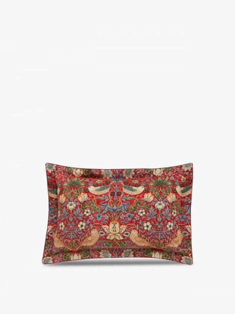 Morris & Co Strawberry Thief Crimson Standard Pillowcase Pair