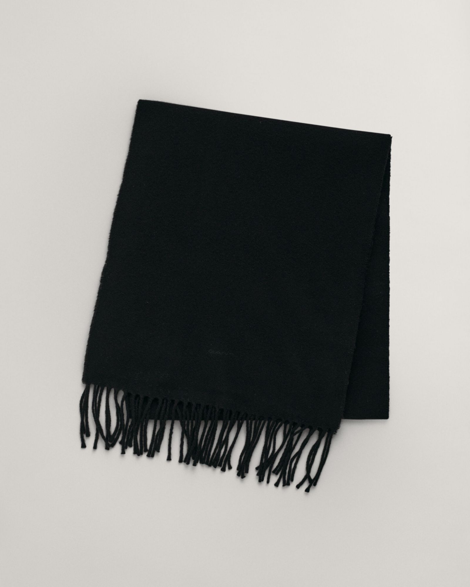Gant Unisex. Shield Wool Knit Scarf Hats, Gloves & Scarves Barbours