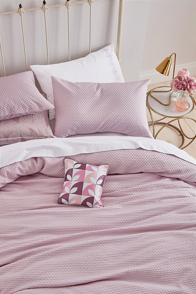 Bedeck Helena Springfield Dory Bedding Cerise Bedlinen Barbours