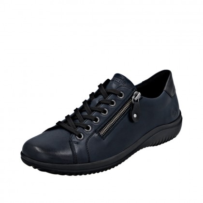 Plimsolls & Trainers
