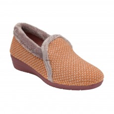 Lotus Darlene Wedge Slippers