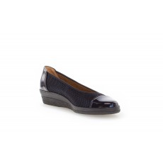 Gabor Wedge Shoe