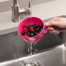 Berry Colander