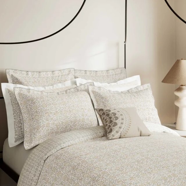 V & A Kerala Soft Ivory & Slate Oxford Pillowcase