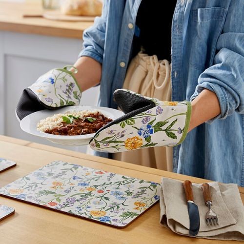 Cottage Garden Microwave Mitt