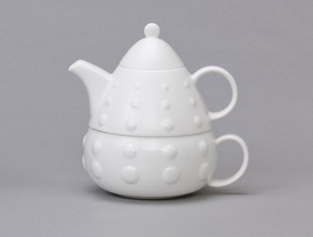 Dorothy White Teapot