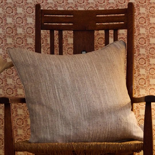 Jedburgh Square Cushion Nut 50 x 50