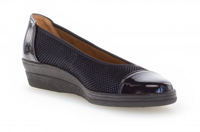 Gabor Wedge Shoe