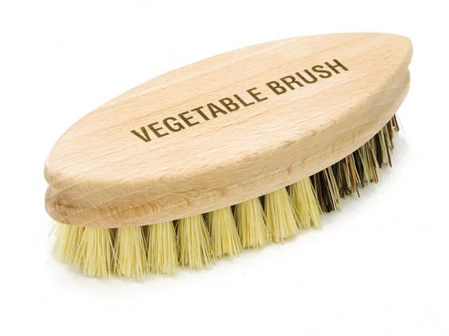 Vegetable Brush 13.5x3.5cm