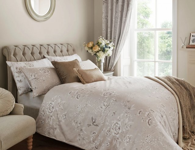 Laura Ashley Rowsham Garden Duvet  Set