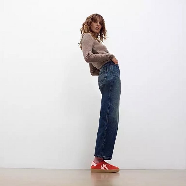 FitFlop The Dash T-Toe Suede Sneakers